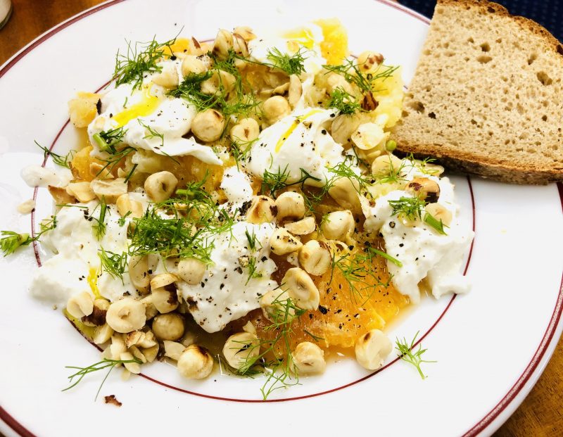 Orangen-Fenchel-Salat mit Burrata