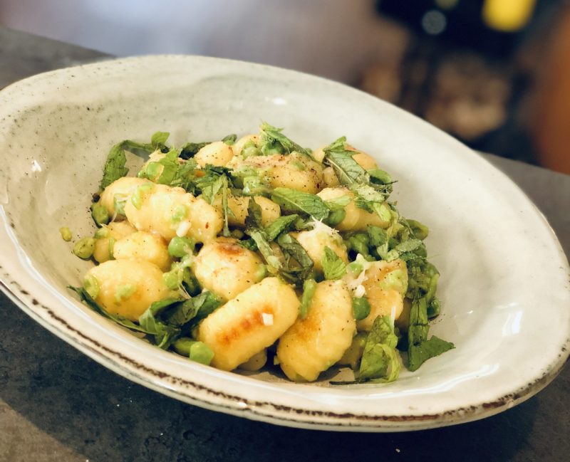 Gnocchi mit Erbsen und Parmesan